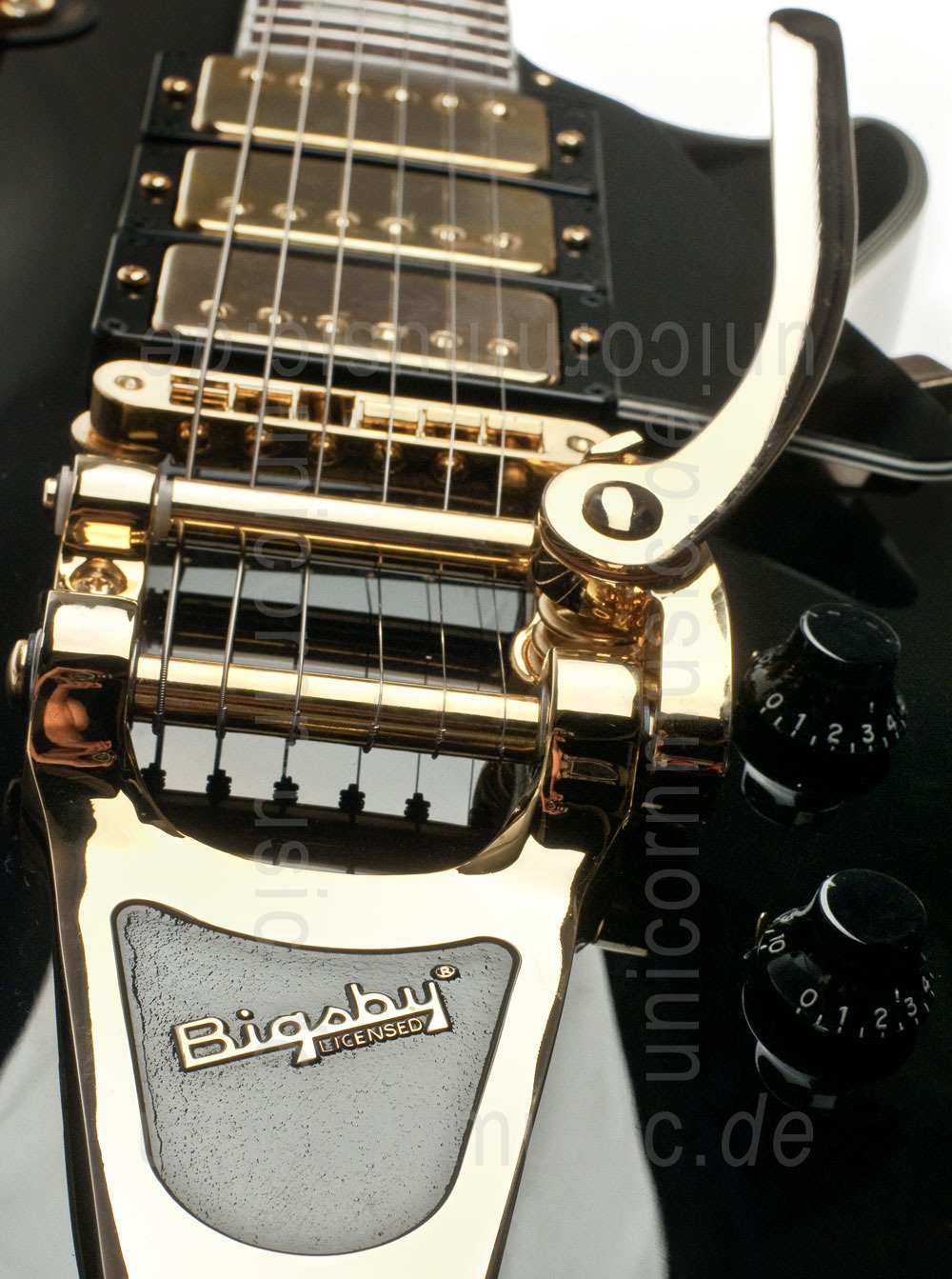 to article description / price Electric Guitar BURNY RLC 85 BLK BLACK
