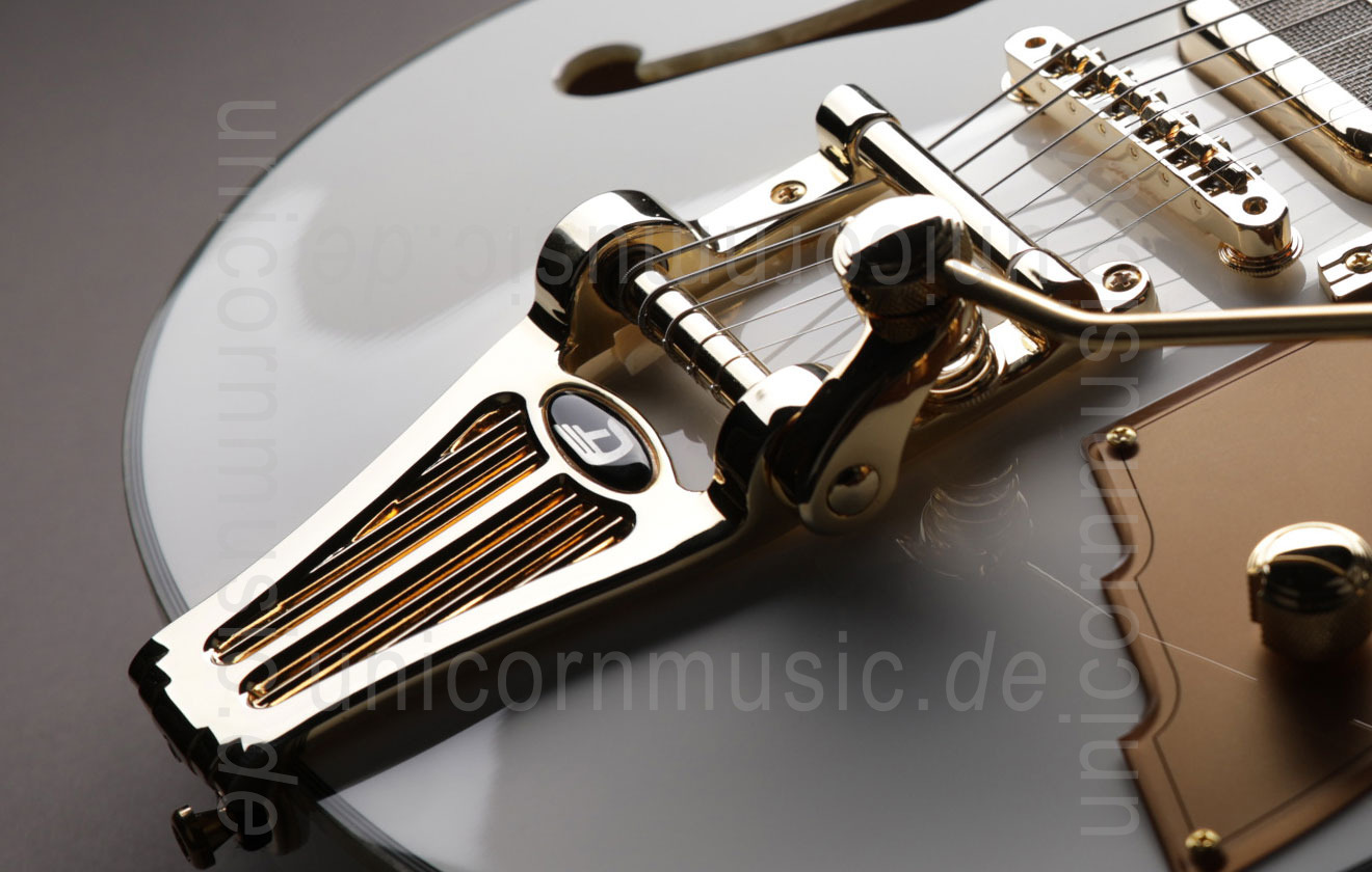 to article description / price Electric Guitar DUESENBERG STARPLAYER TV - PHONIC - Venetian White + Custom Line Case