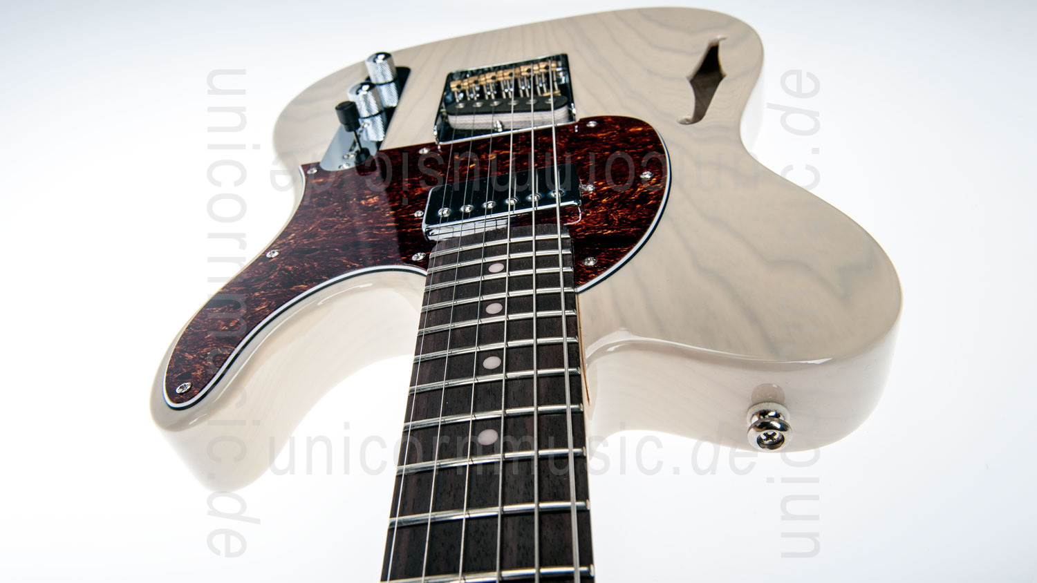 to article description / price Electric Guitar G&L Tribute Asat Classic Bluesboy Semi Hollow - Blonde