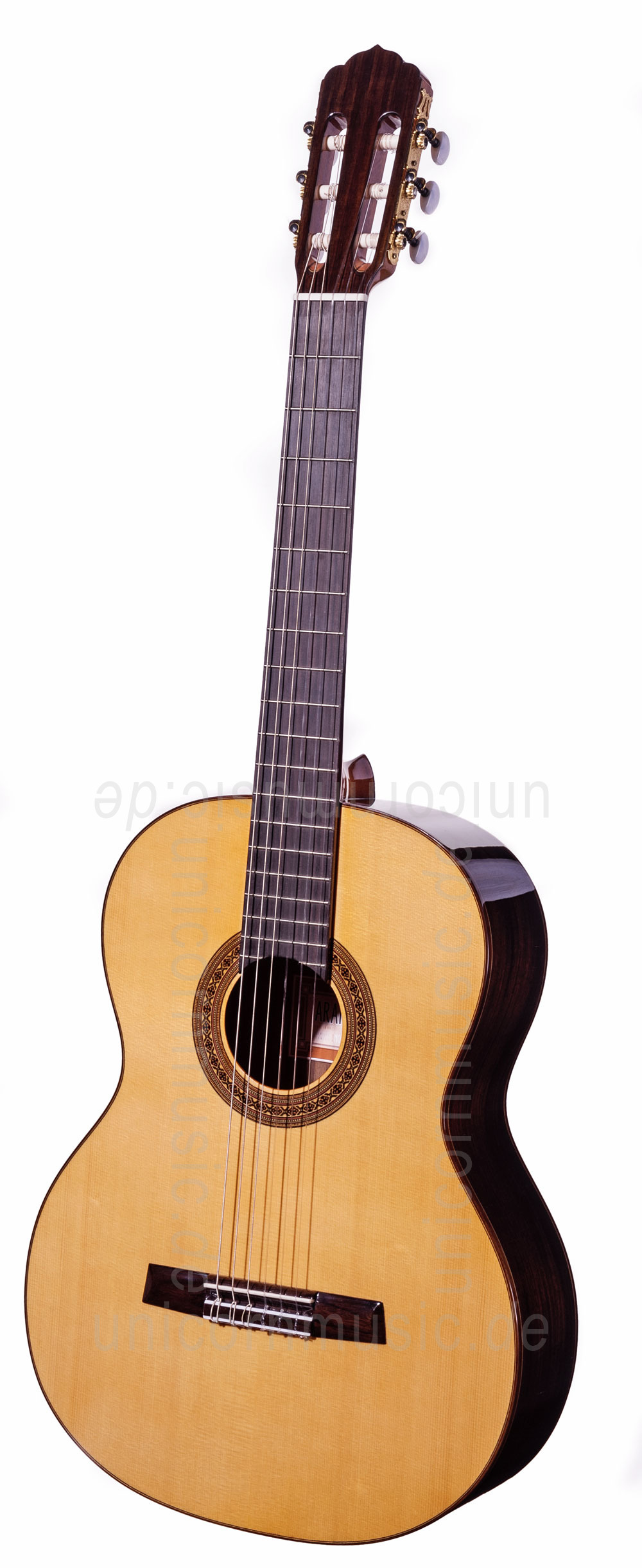to article description / price Classical Guitar ARANJUEZ MODEL A7 F - solid spruce top
