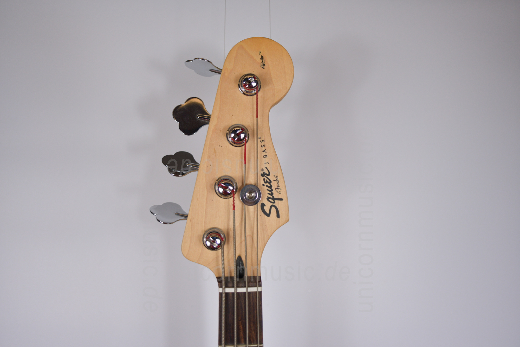 to article description / price Squier Affinity Jazz Bass