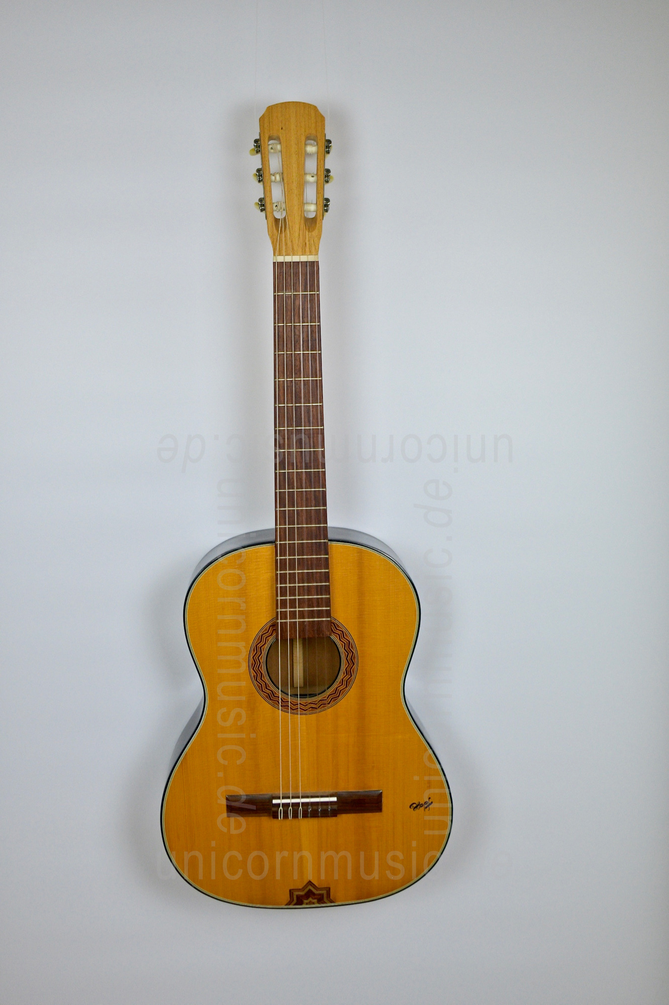 to article description / price Classical Guitar HOPF- laminated spruce top