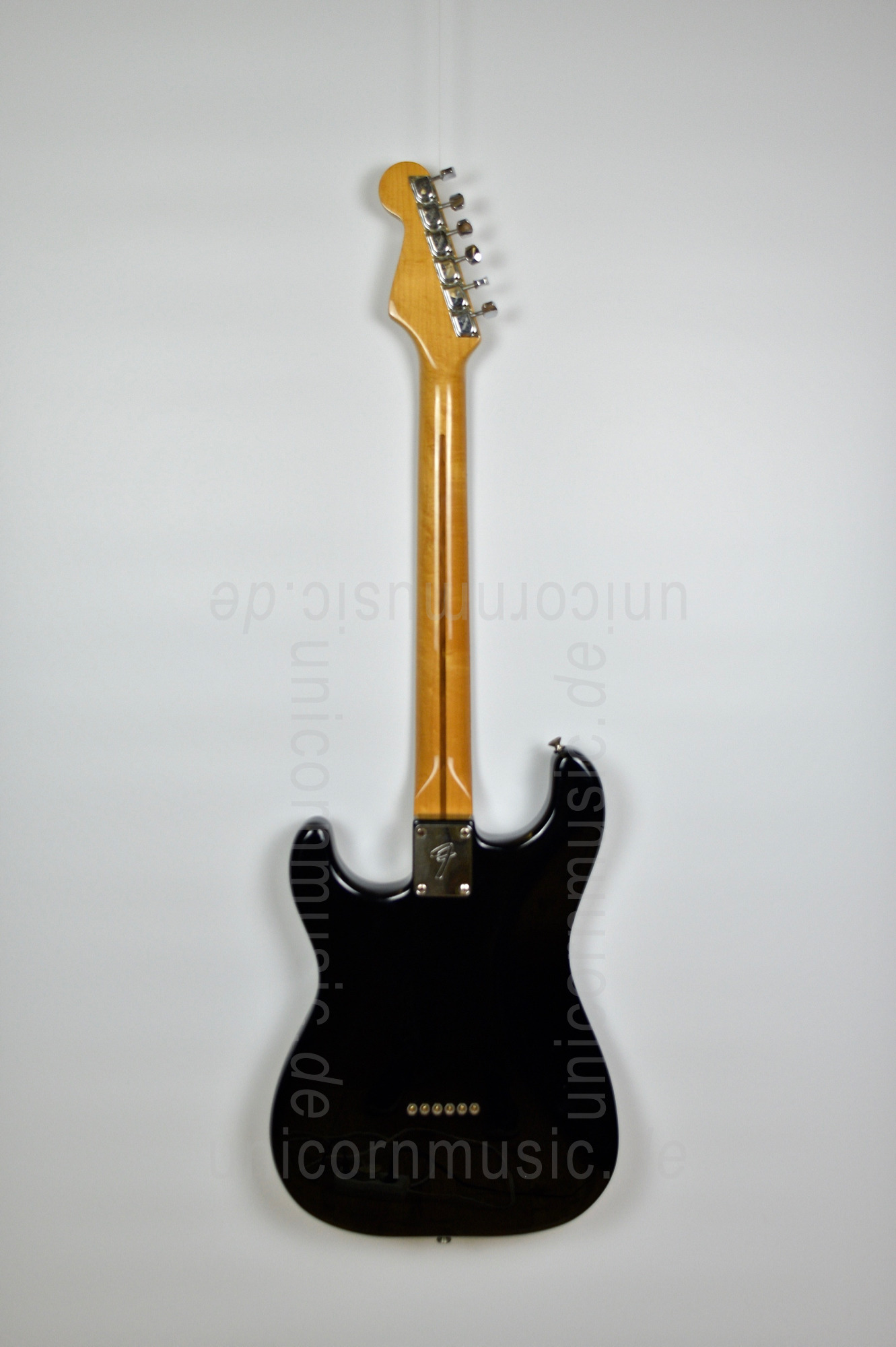to article description / price Fender Stratocaster (1982)