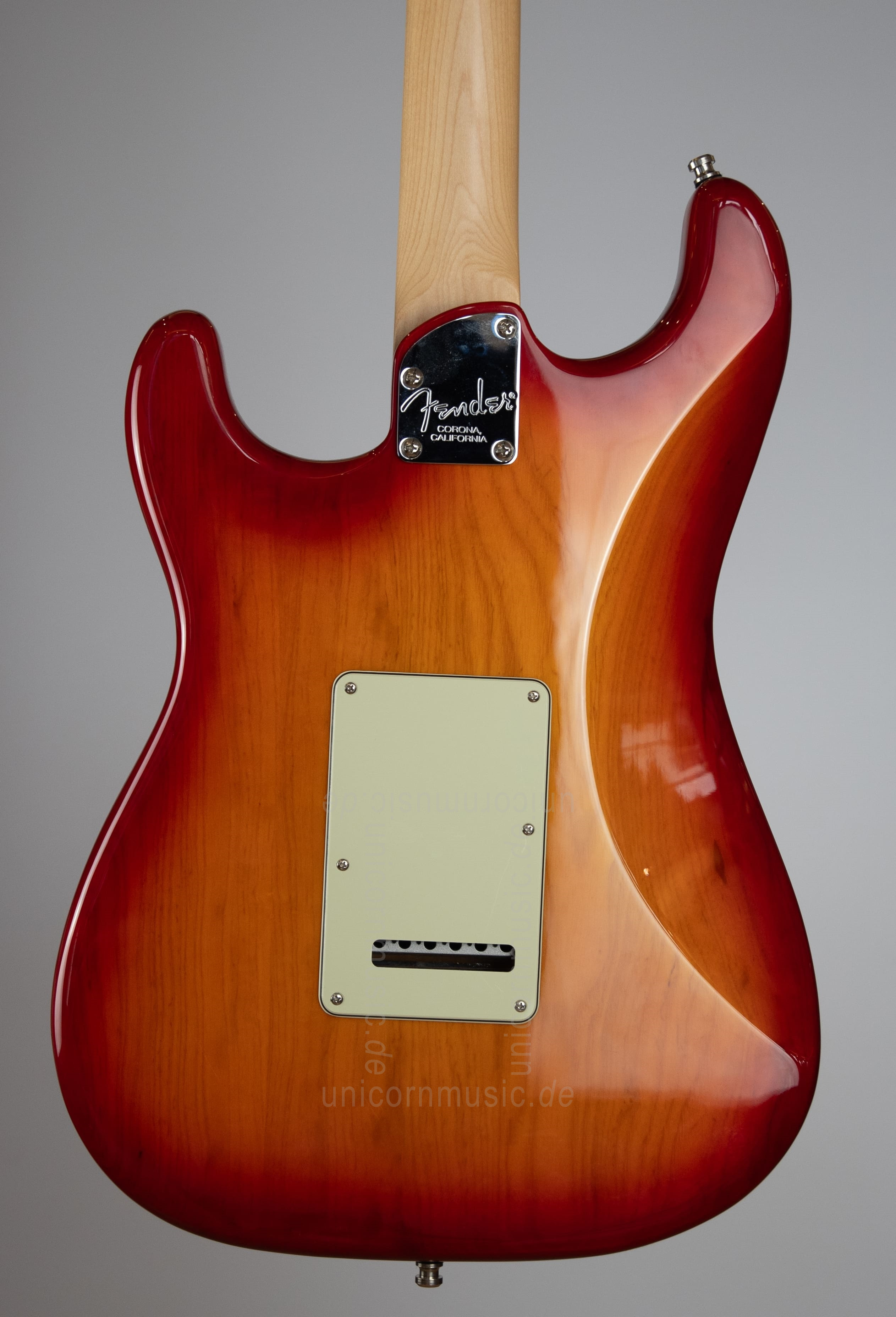 to article description / price Electric Guitar Fender Am Elite Strat